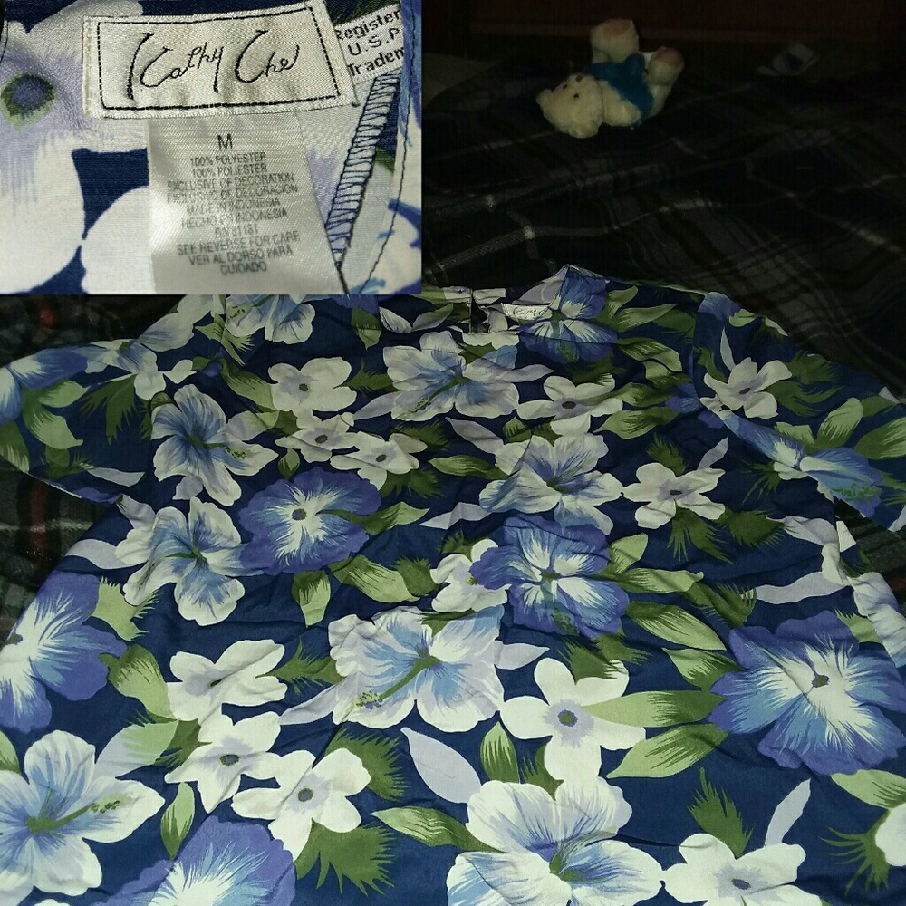 Clothes - Picture 3 of 8